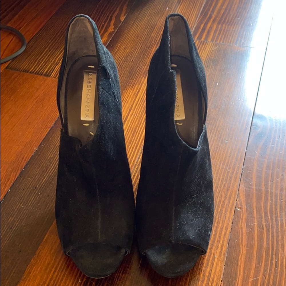 BCBG suede heels